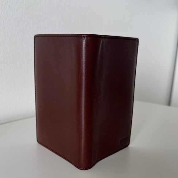 Coach Chocolate Brown Men Leather Card and Passport Holder - Picture 8 of 10